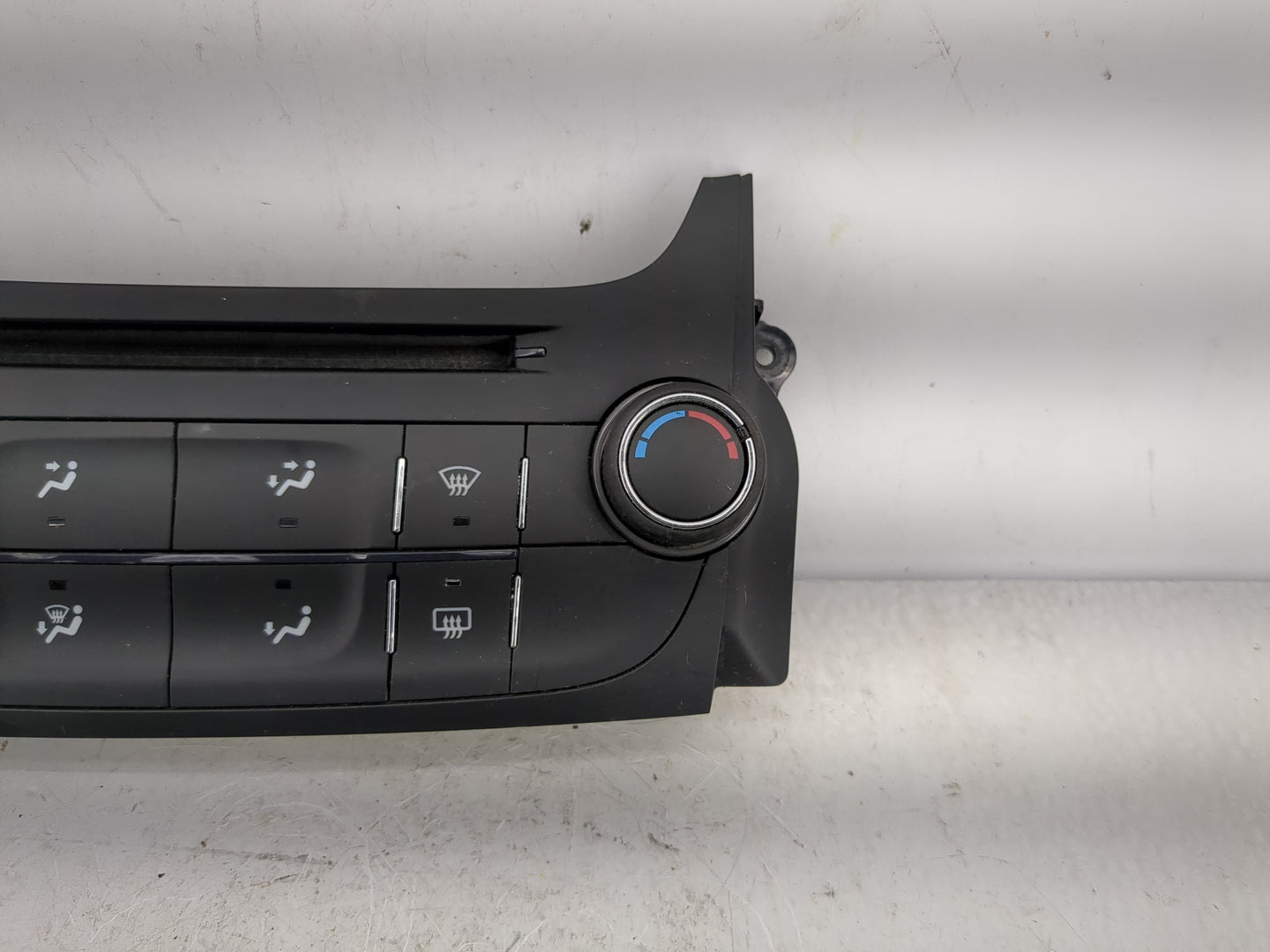 2013 Chevrolet Malibu Climate Control Module Temperature AC/Heater Replacement P/N:545290509 Fits OEM Used Auto Parts - Oemu