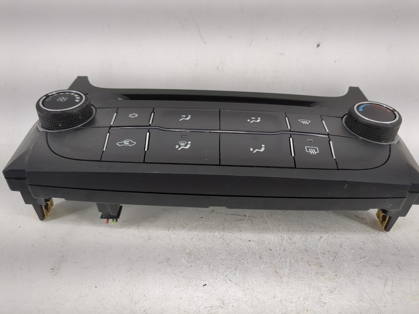 2013 Chevrolet Malibu Climate Control Module Temperature AC/Heater Replacement P/N:545290509 Fits OEM Used Auto Parts - Oemu