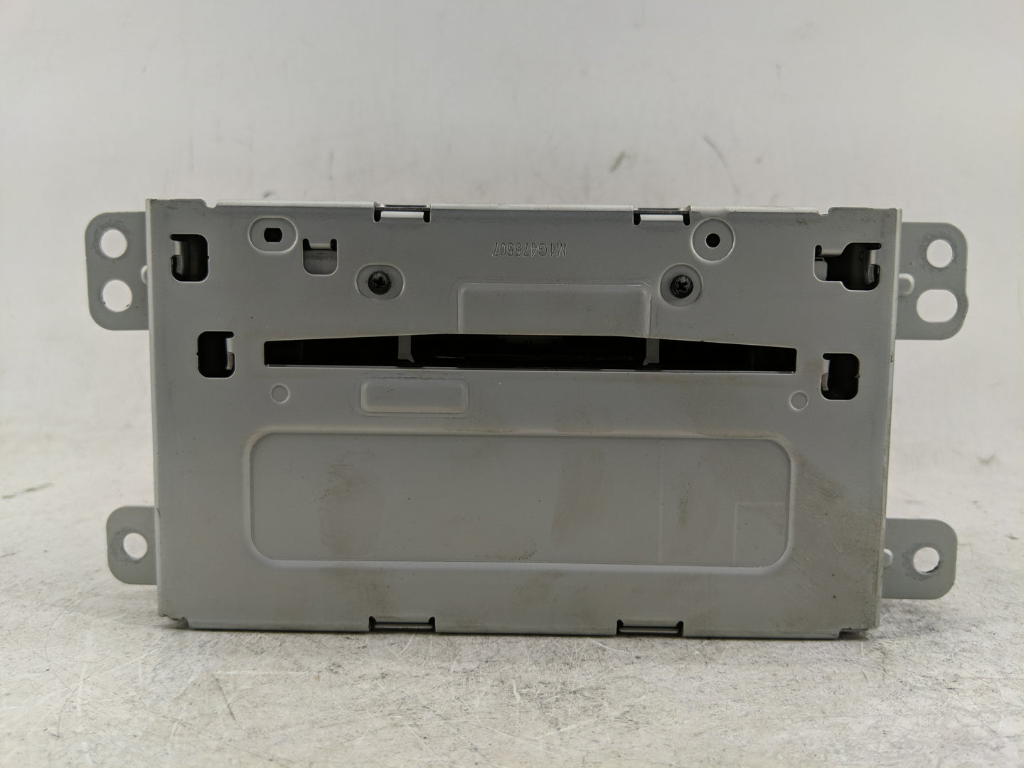 2013 Chevrolet Malibu Radio AM FM Cd Player Receiver Replacement Fits OEM Used Auto Parts - Oemusedautoparts1.com