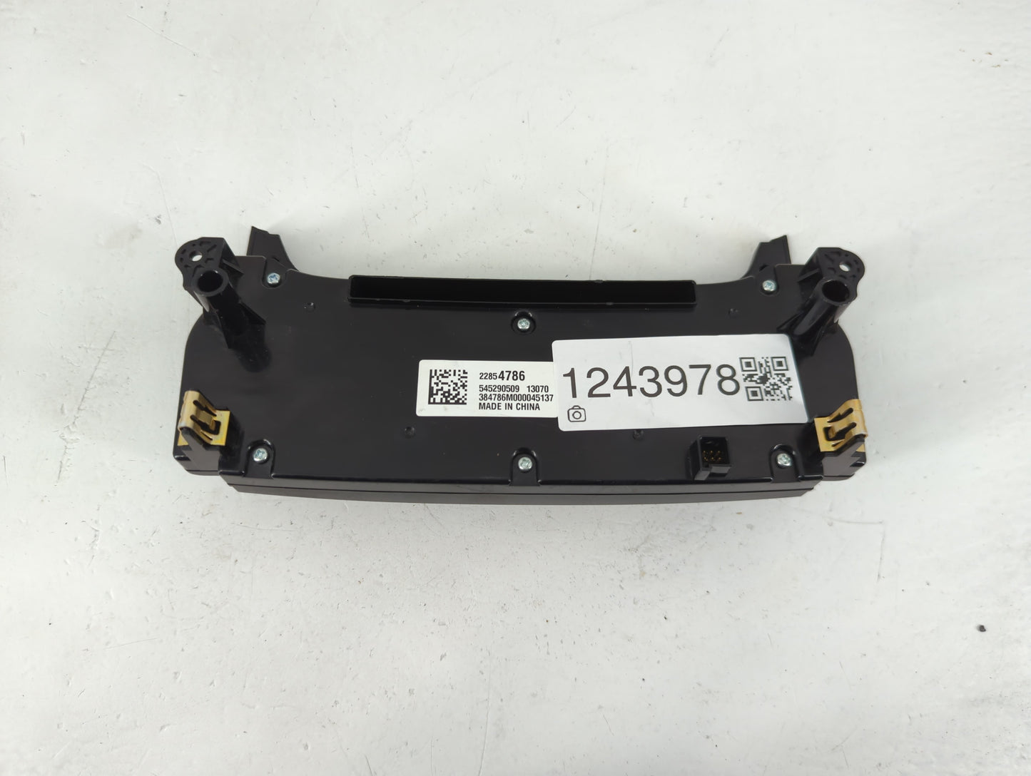 2013 Chevrolet Malibu Climate Control Module Temperature AC/Heater Replacement P/N:22854786 Fits OEM Used Auto Parts - Oemus