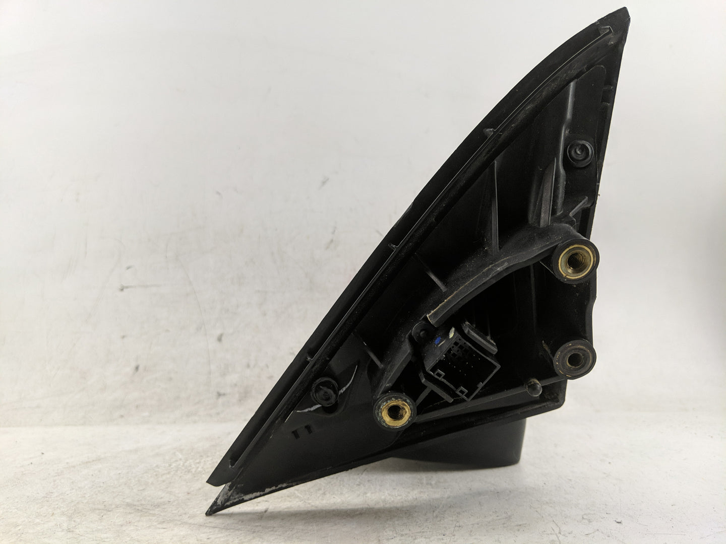 2013 Chevrolet Malibu Side Mirror Replacement Driver Left View Door Mirror Fits OEM Used Auto Parts - Oemusedautoparts1.com