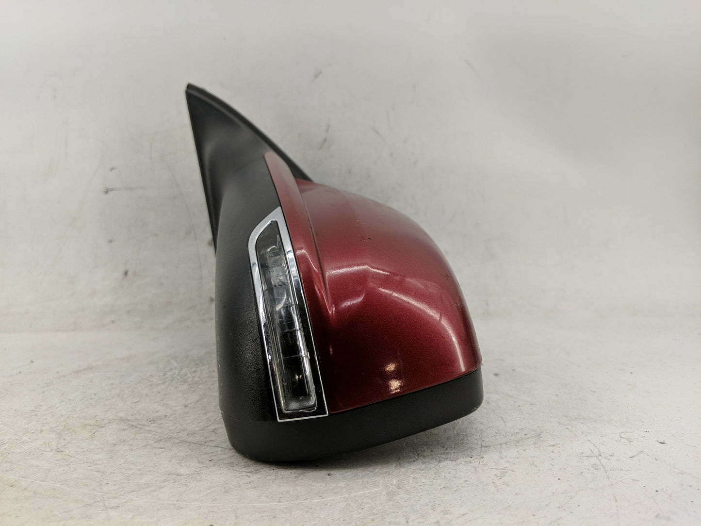 2013 Chevrolet Malibu Side Mirror Replacement Driver Left View Door Mirror Fits OEM Used Auto Parts - Oemusedautoparts1.com