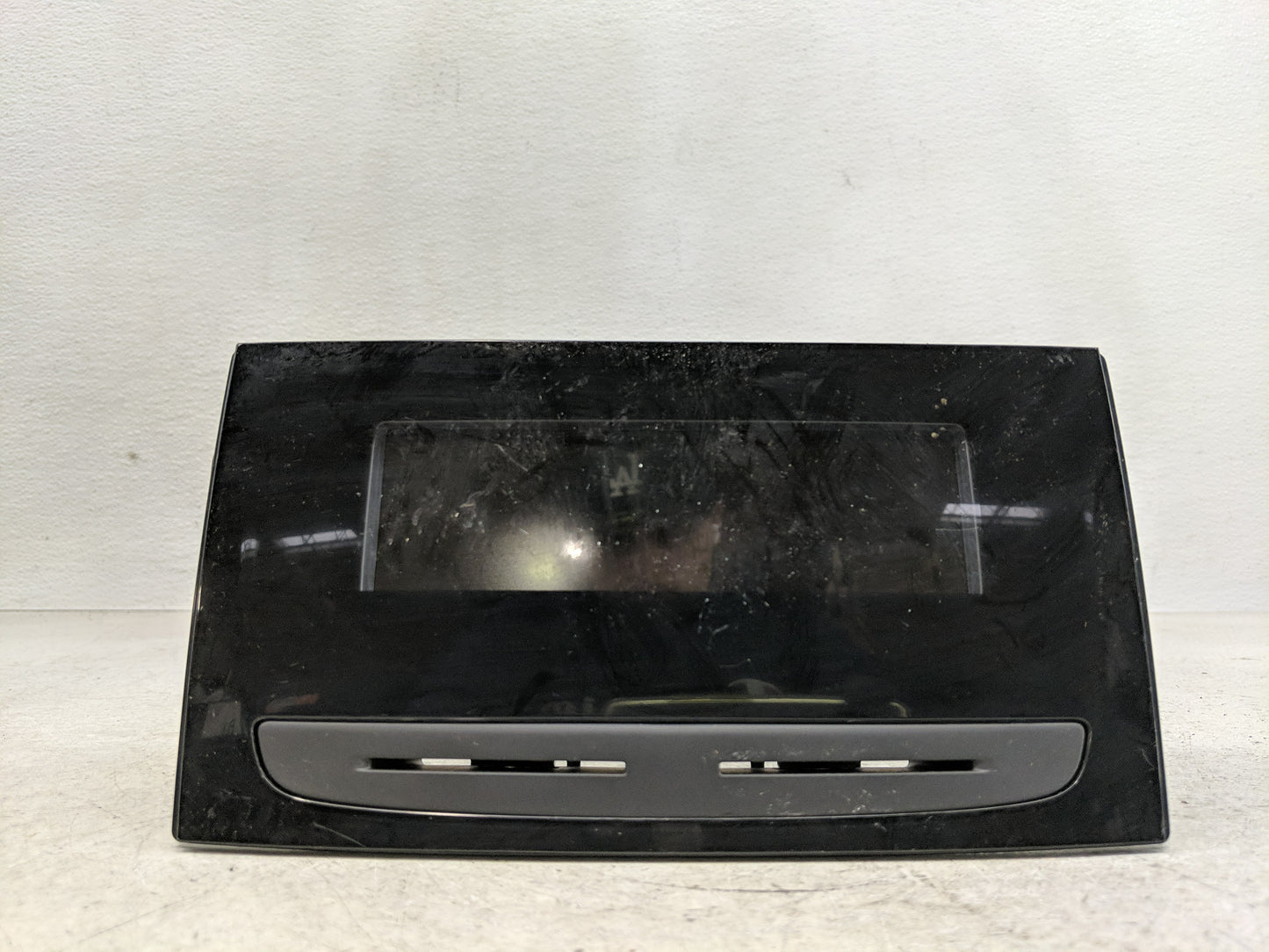 2013-2013 Chevrolet Malibu Information Display Screen - Oemusedautoparts1.com
