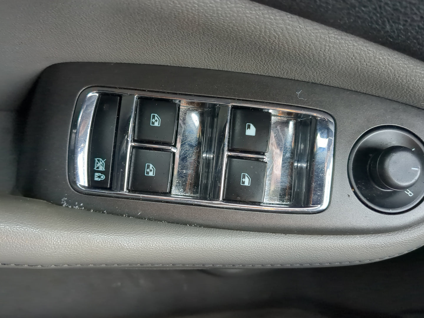 2013 Chevrolet Malibu Master Power Window Switch Replacement Driver Side Left Fits Fits 2011 2012 OEM Used Auto Parts - Oemu