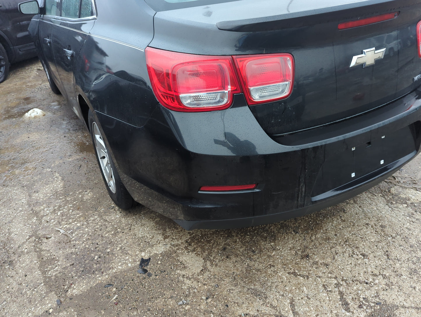 2013-2016 Chevrolet Malibu Rear Bumper Assembly Oem - Oemusedautoparts1.com