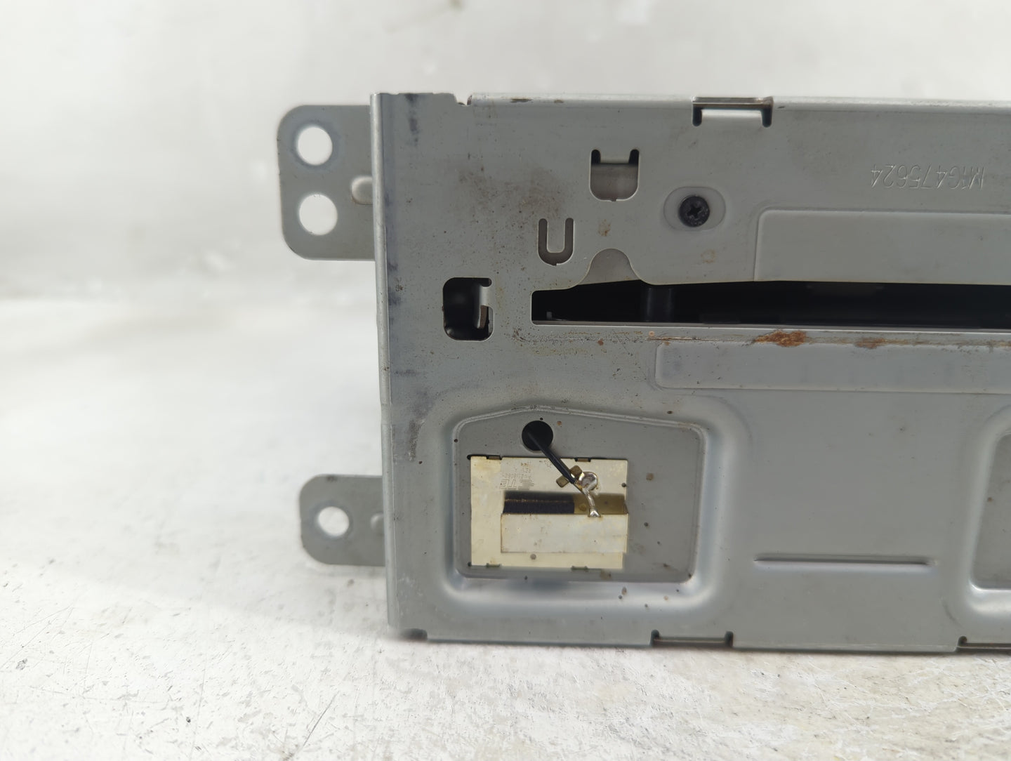 2013 Chevrolet Malibu Radio AM FM Cd Player Receiver Replacement Fits OEM Used Auto Parts - Oemusedautoparts1.com