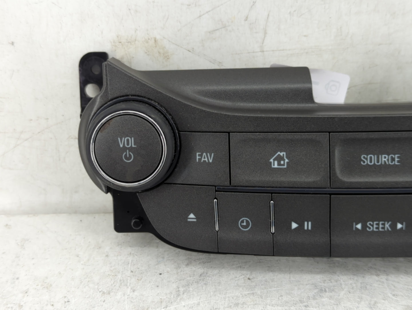 2013 Chevrolet Malibu Radio AM FM Cd Player Receiver Replacement P/N:22881000 Fits OEM Used Auto Parts - Oemusedautoparts1.c