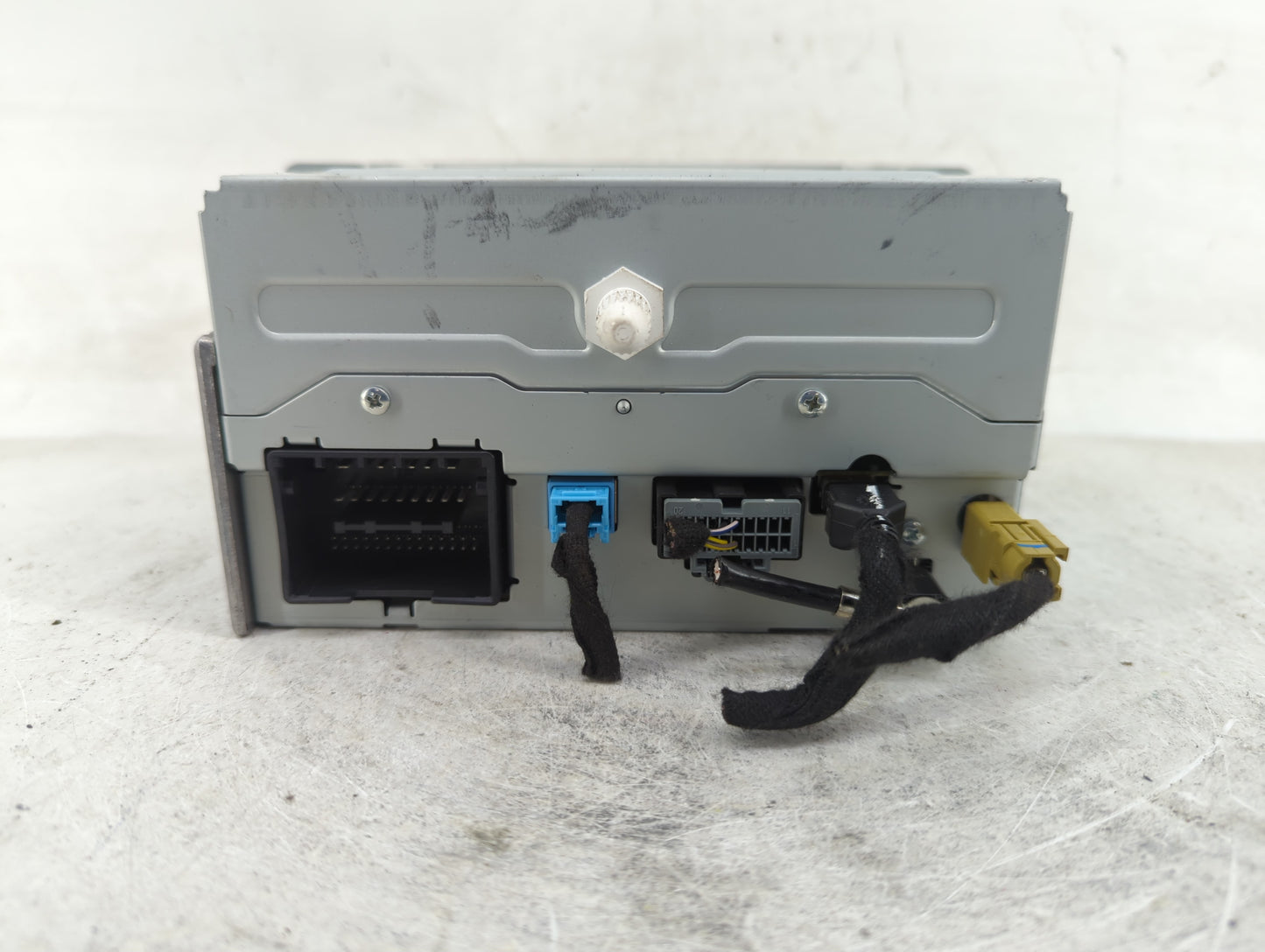 2013 Chevrolet Malibu Radio AM FM Cd Player Receiver Replacement P/N:22965236 Fits OEM Used Auto Parts - Oemusedautoparts1.c