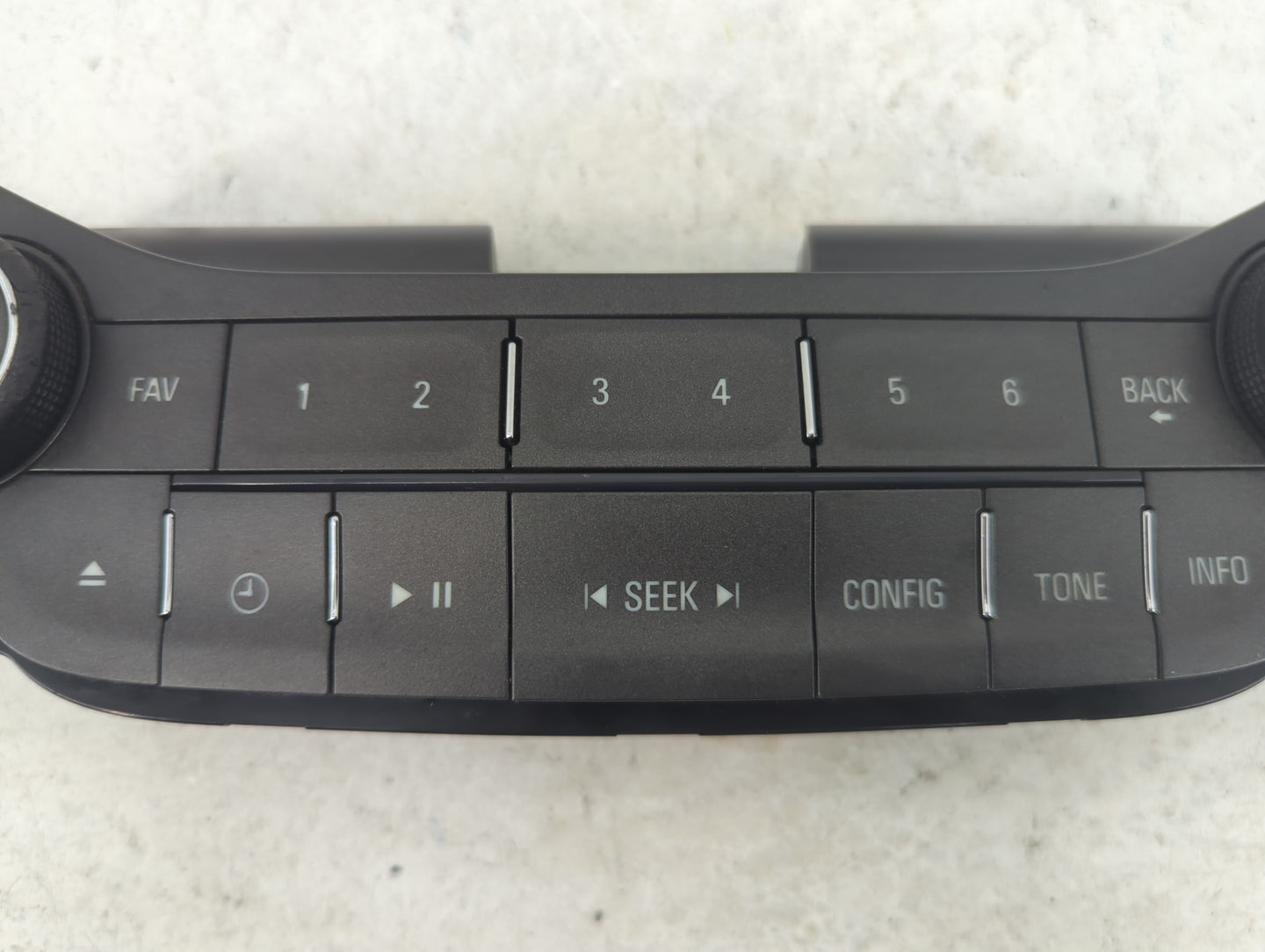 2013 Chevrolet Malibu Radio AM FM Cd Player Receiver Replacement P/N:22881001 Fits OEM Used Auto Parts - Oemusedautoparts1.c