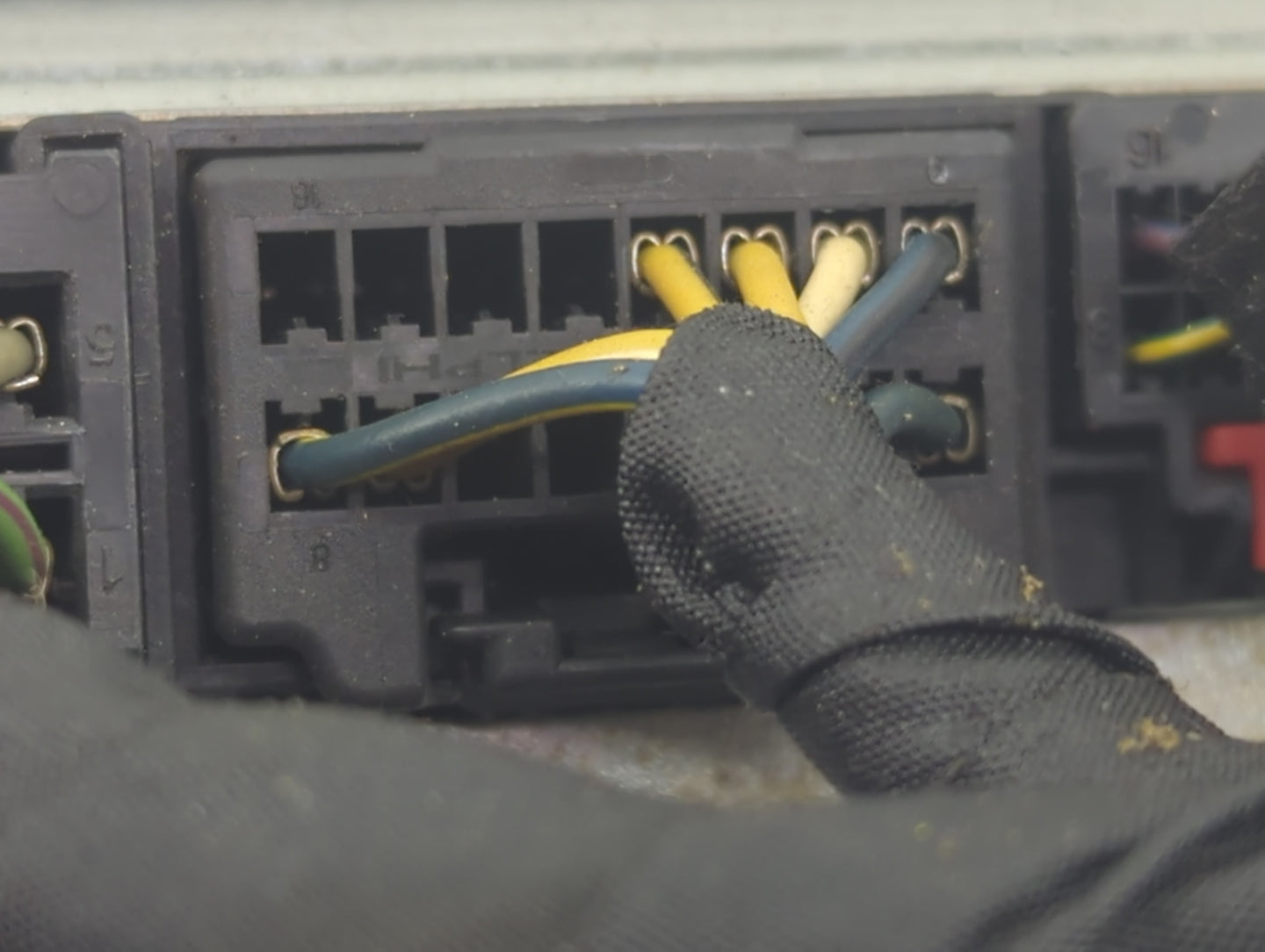 2013 Chevrolet Malibu Radio Speaker Amplifier - Oemusedautoparts1.com