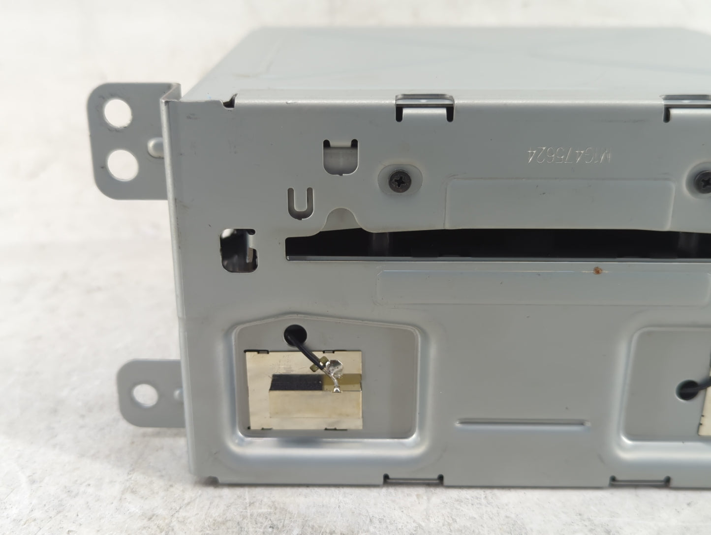 2013 Chevrolet Malibu Radio AM FM Cd Player Receiver Replacement P/N:22980112 Fits OEM Used Auto Parts - Oemusedautoparts1.c