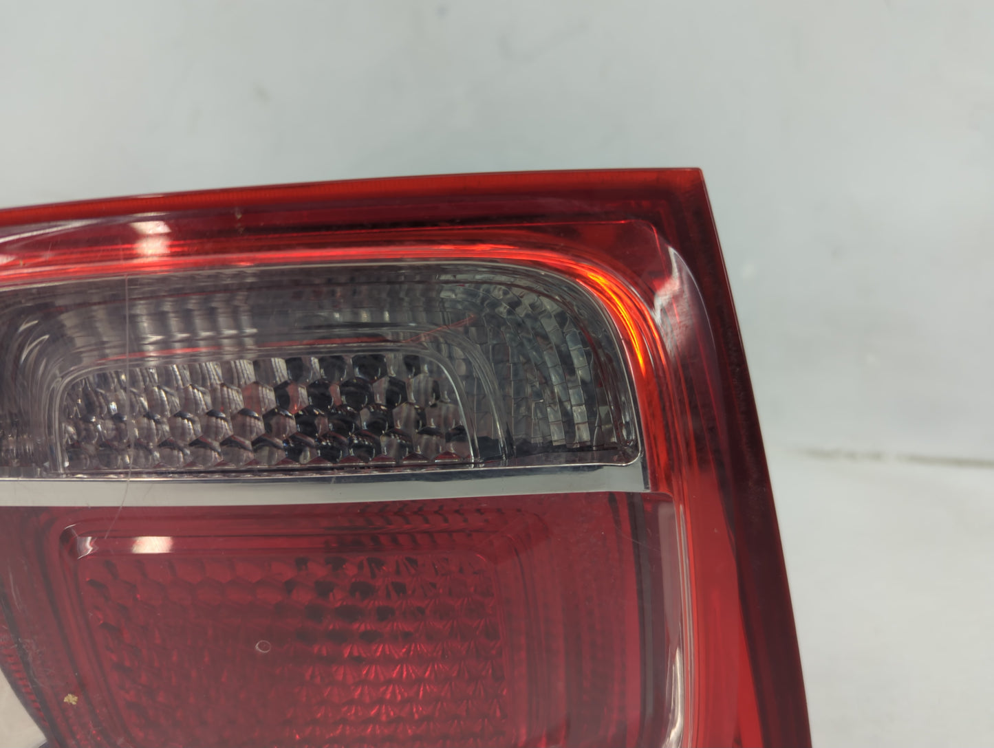 2013-2016 Chevrolet Malibu Tail Light Assembly Driver Left OEM P/N:22907311 Fits Fits 2013 2014 2015 2016 OEM Used Auto Part