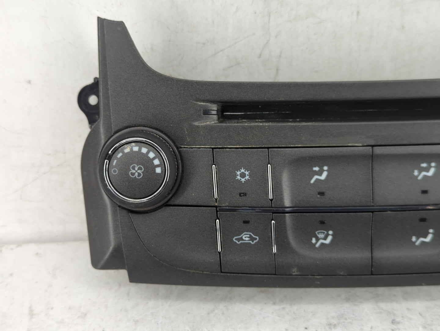 2013 Chevrolet Malibu Climate Control Module Temperature AC/Heater Replacement P/N:22854785 Fits OEM Used Auto Parts - Oemus