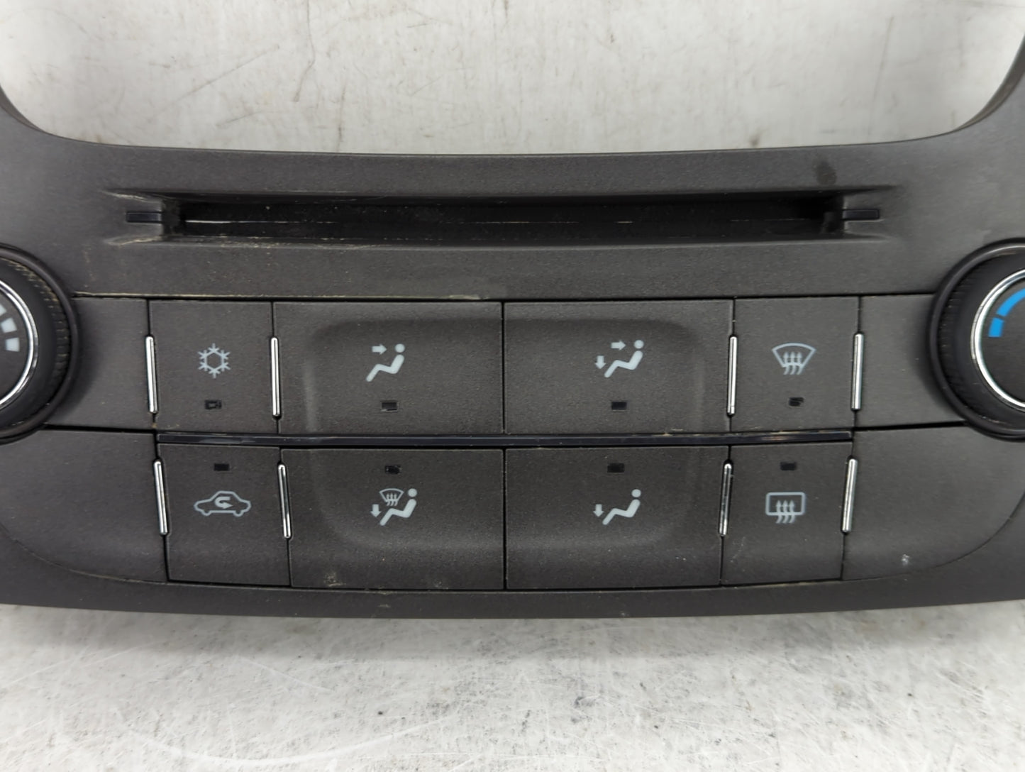 2013 Chevrolet Malibu Climate Control Module Temperature AC/Heater Replacement P/N:22854785 Fits OEM Used Auto Parts - Oemus