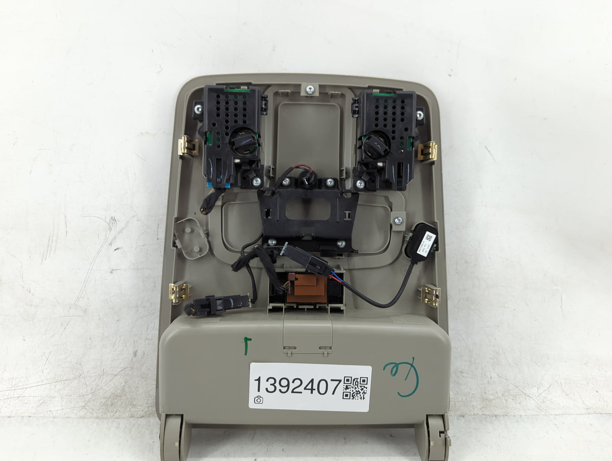 2013-2013 Chevrolet Malibu Overhead Roof Console 1392407 - Oemusedautoparts1.com