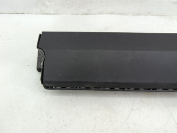 2013-2016 Chevrolet Malibu Air Bag Passenger Right Knee OEM P/N:22925459 Fits Fits 2013 2014 2015 2016 2017 OEM Used Auto Parts