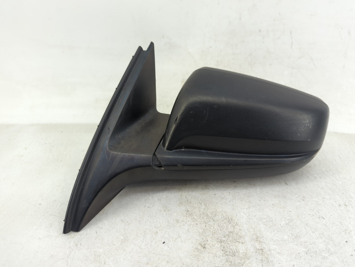 2013 Chevrolet Malibu Driver Side View Mirror - Left Door Mirror OEM Used - Oemusedautoparts1.com