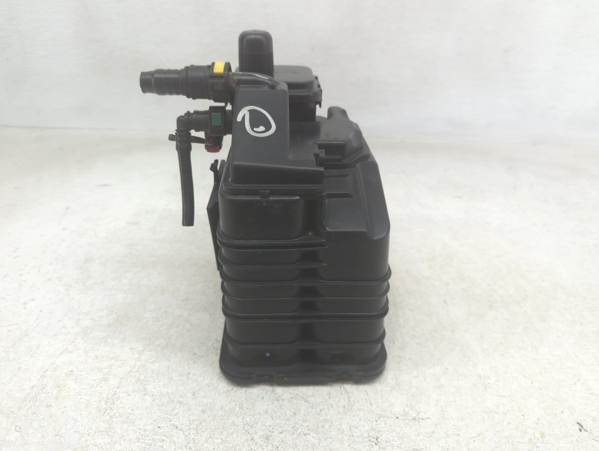 2013 Chevrolet Malibu Fuel Vapor Charcoal Canister 1393272 - Oemusedautoparts1.com