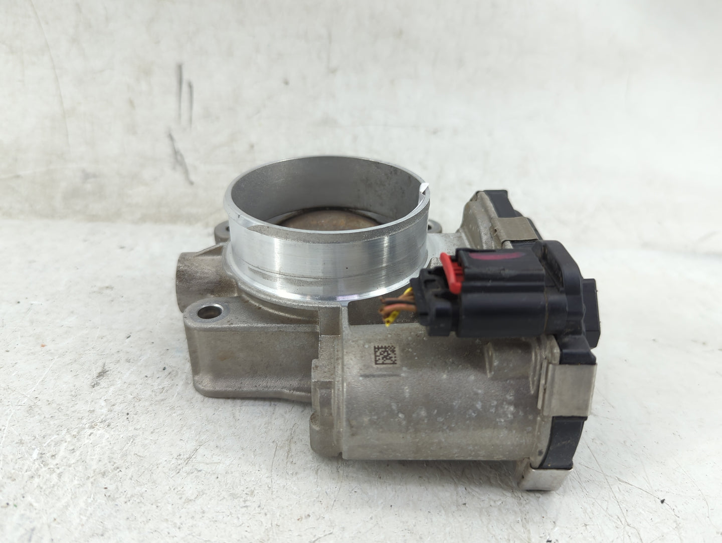 2013-2015 Chevrolet Malibu Throttle Body P/N:12627217DA Fits Fits 2013 2014 2015 2017 2018 2019 2020 OEM Used Auto Parts - O