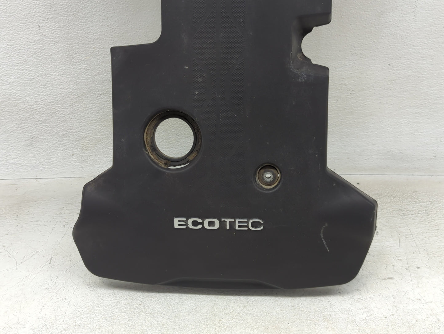 2013 Chevrolet Malibu Engine Cover - Oemusedautoparts1.com