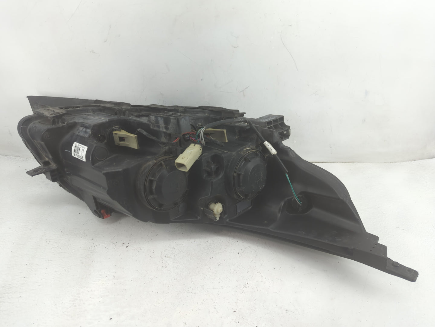 2013-2016 Chevrolet Malibu Driver Left Oem Head Light Headlight Lamp - Oemusedautoparts1.com