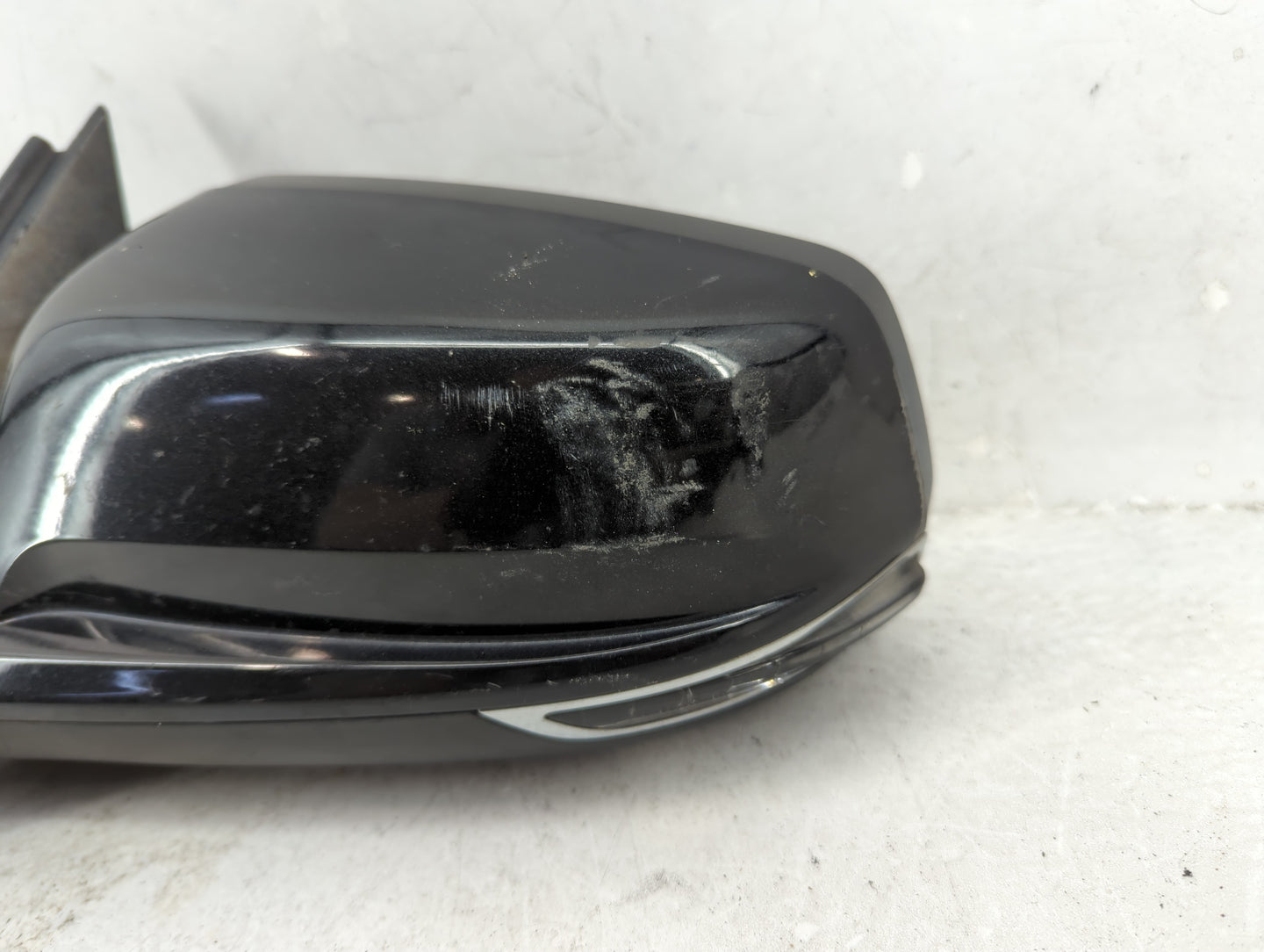 2013 Chevrolet Malibu Passenger Side View Mirror - Right Door Mirror OEM Used - Oemusedautoparts1.com