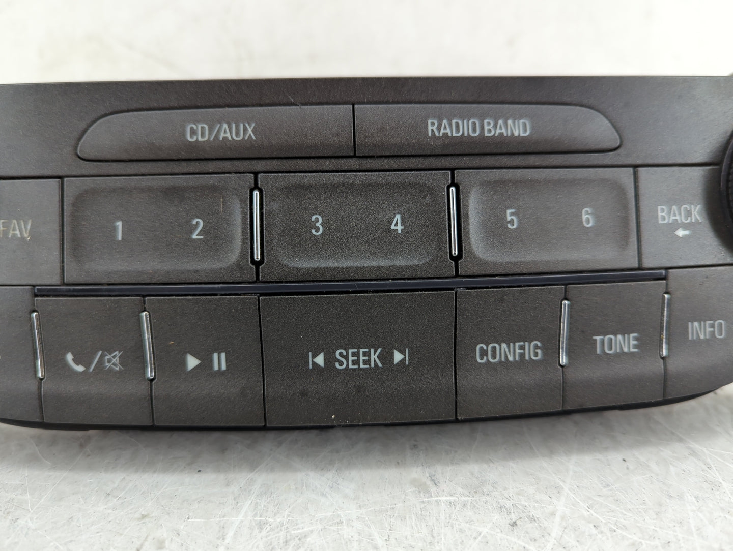 2013 Chevrolet Malibu Radio AM FM Cd Player Receiver Replacement P/N:22880998 Fits OEM Used Auto Parts - Oemusedautoparts1.c