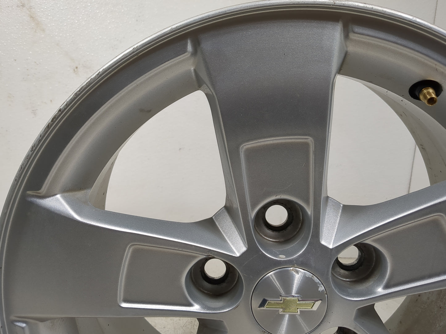 2013-2016 Chevrolet Malibu Oem Wheel Rim 1401543 - Oemusedautoparts1.com