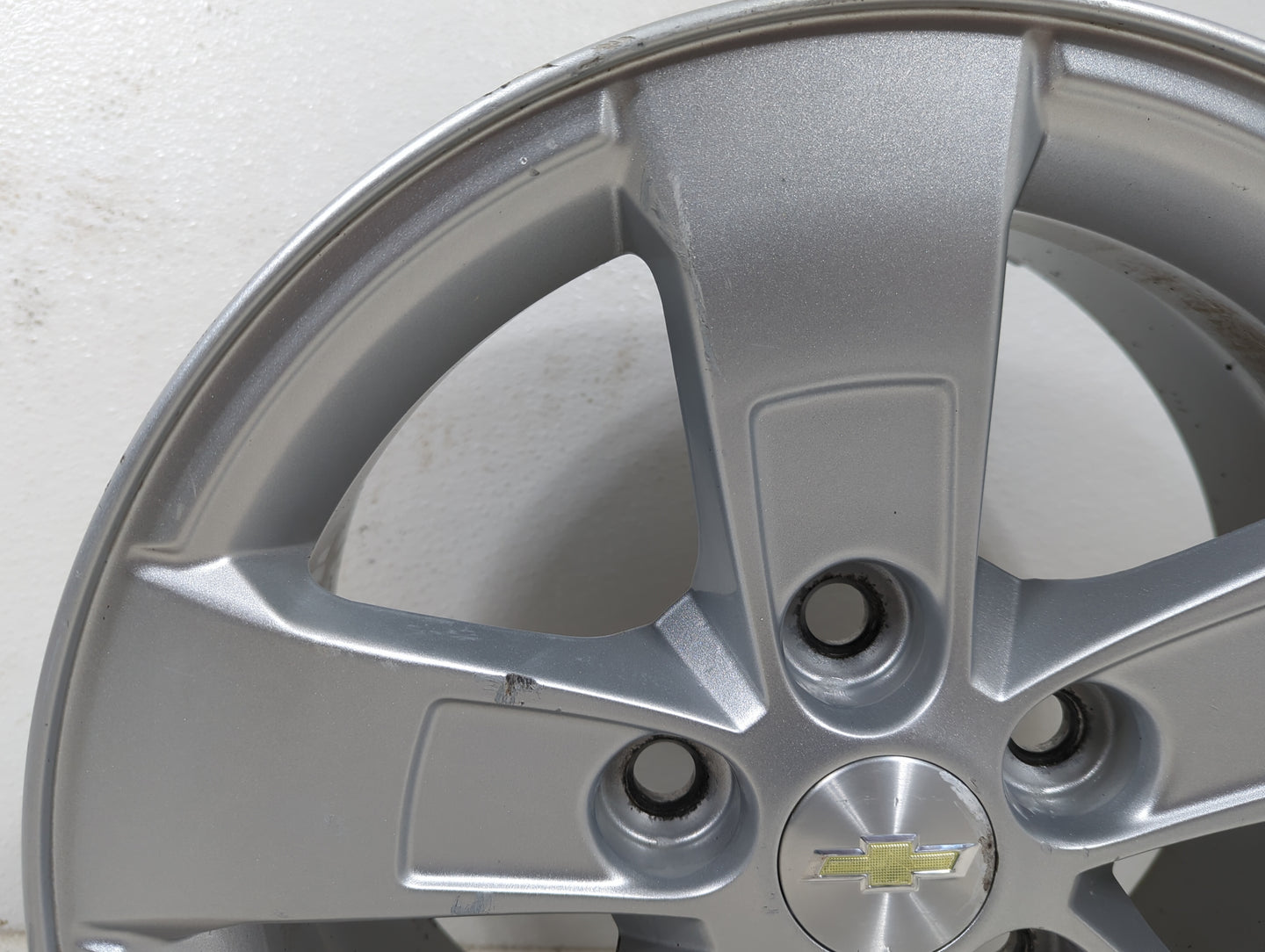 2013-2016 Chevrolet Malibu Oem Wheel Rim 1401544 - Oemusedautoparts1.com