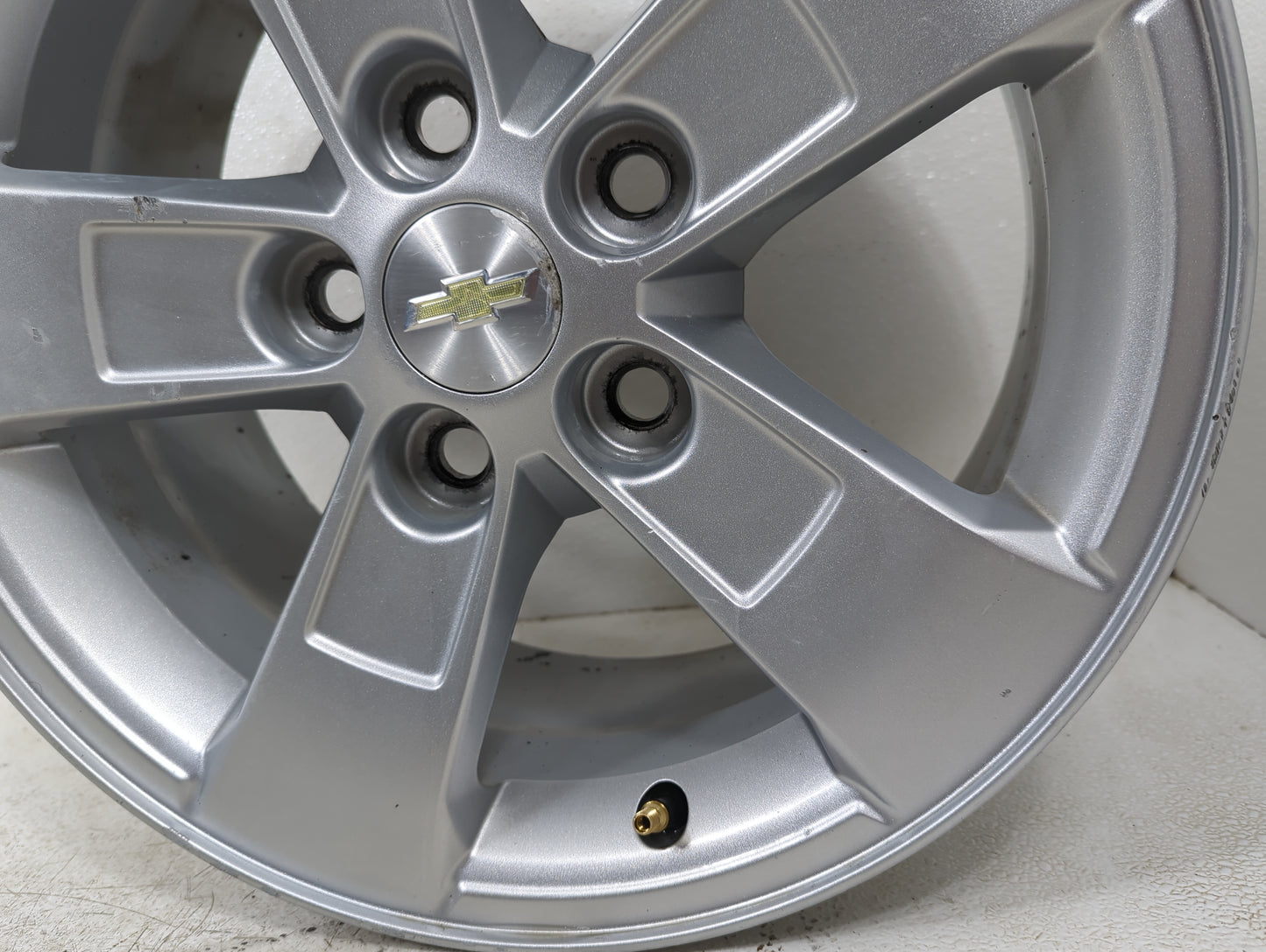 2013-2016 Chevrolet Malibu Oem Wheel Rim 1401544 - Oemusedautoparts1.com