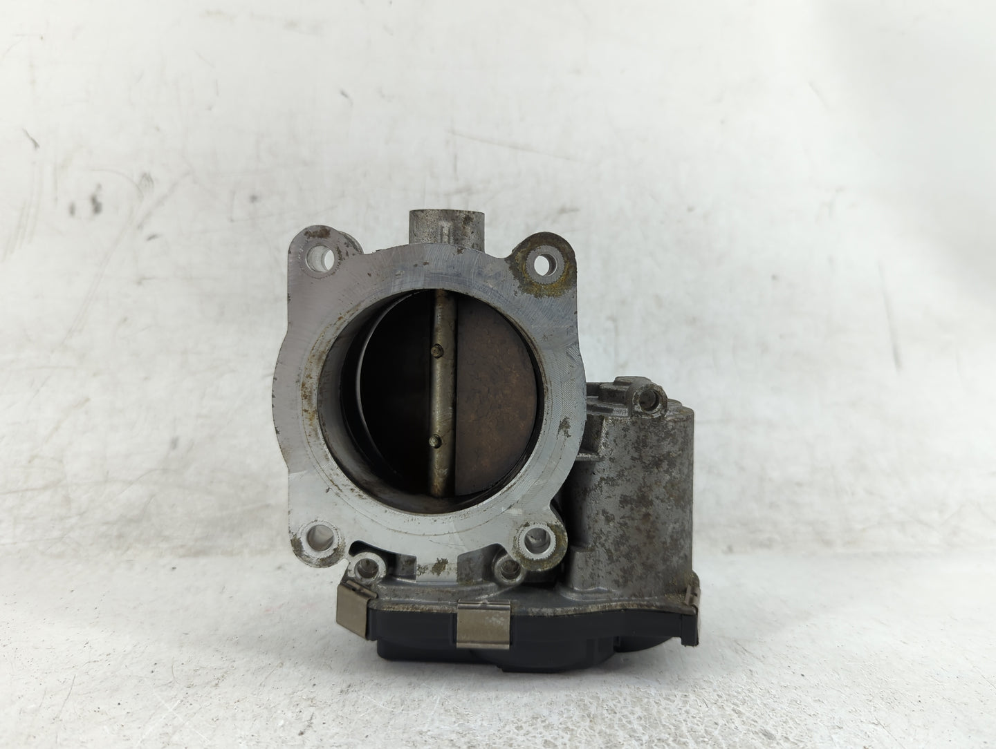 2013-2015 Chevrolet Malibu Throttle Body P/N:12627217DA Fits Fits 2013 2014 2015 2017 2018 2019 2020 OEM Used Auto Parts - O