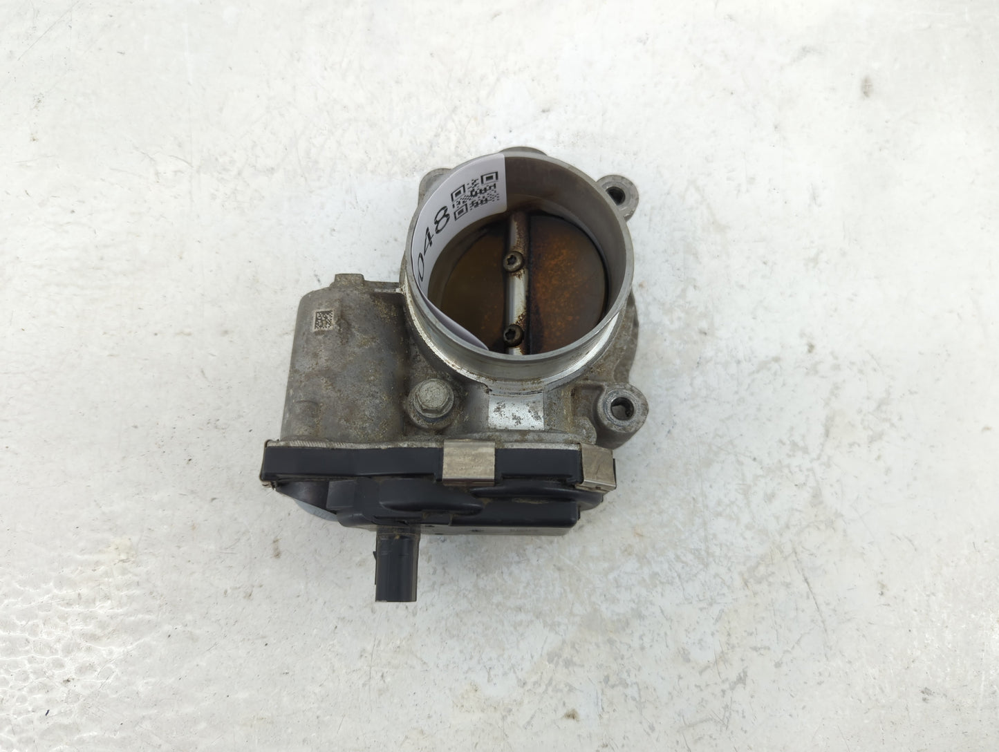 2013-2014 Chevrolet Malibu Throttle Body P/N:12632101CA Fits Fits 2012 2013 2014 2015 OEM Used Auto Parts - Oemusedautoparts
