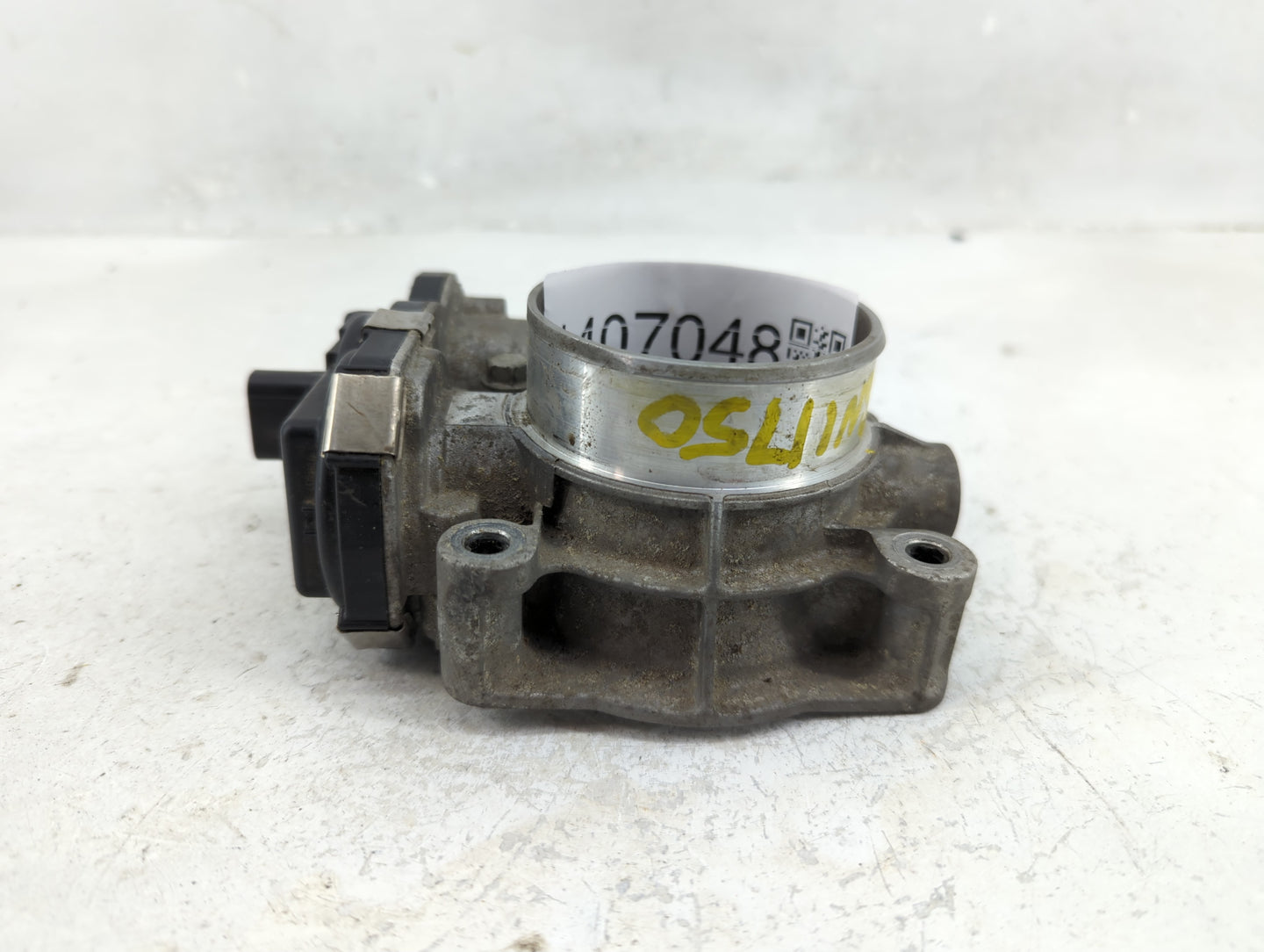 2013-2014 Chevrolet Malibu Throttle Body P/N:12632101CA Fits Fits 2012 2013 2014 2015 OEM Used Auto Parts - Oemusedautoparts
