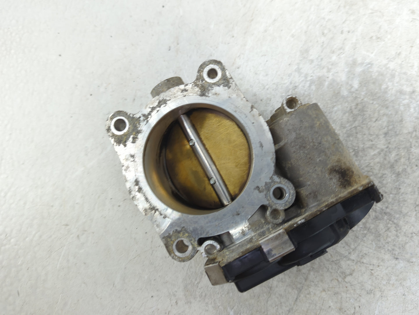 2013-2015 Chevrolet Malibu Throttle Body P/N:12627217DA Fits Fits 2013 2014 2015 2017 2018 2019 2020 OEM Used Auto Parts - O