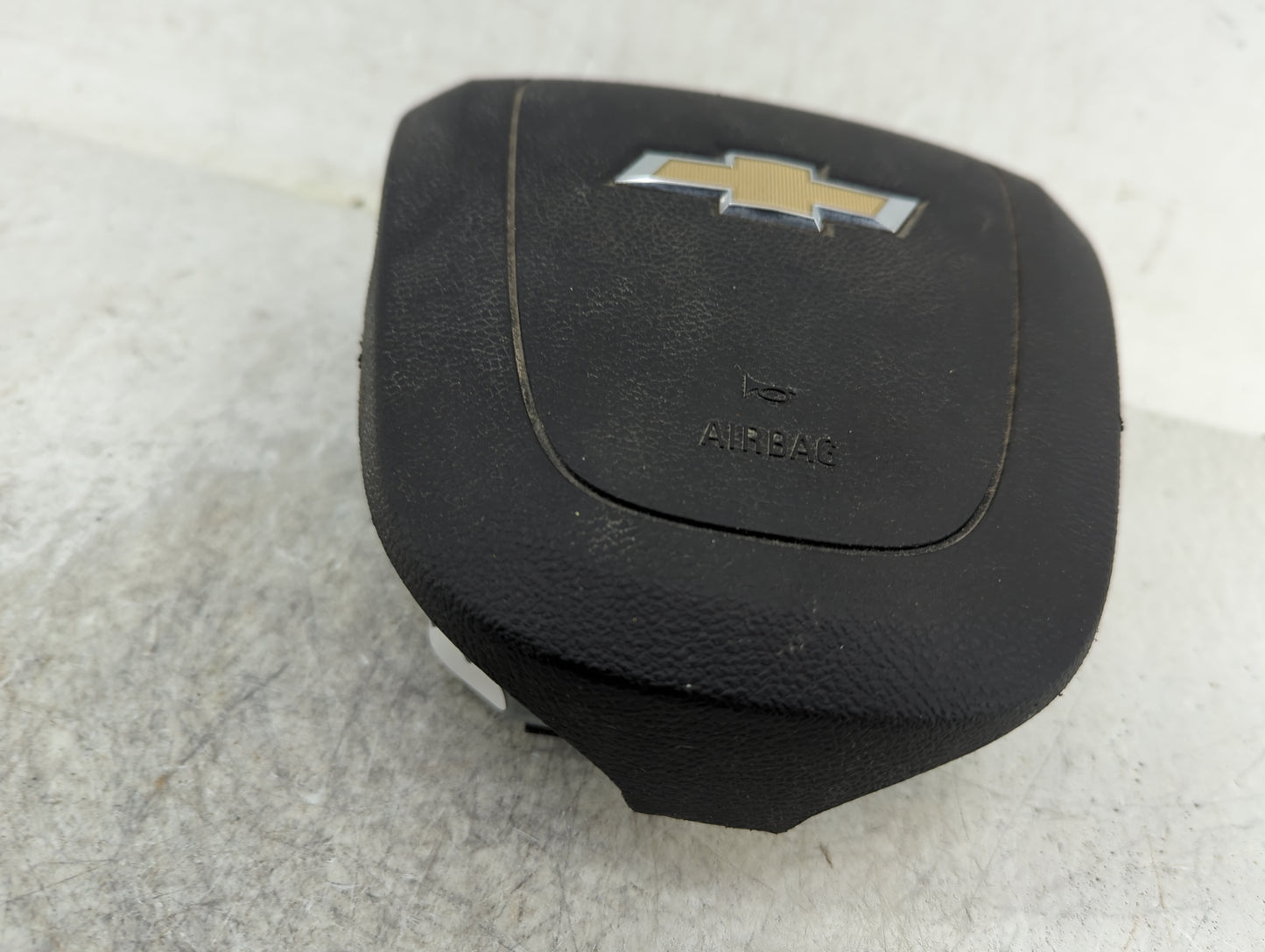 2013-2016 Chevrolet Malibu Air Bag Driver Left Steering Wheel Mounted Fits Fits 2013 2014 2015 2016 OEM Used Auto Parts - Oe