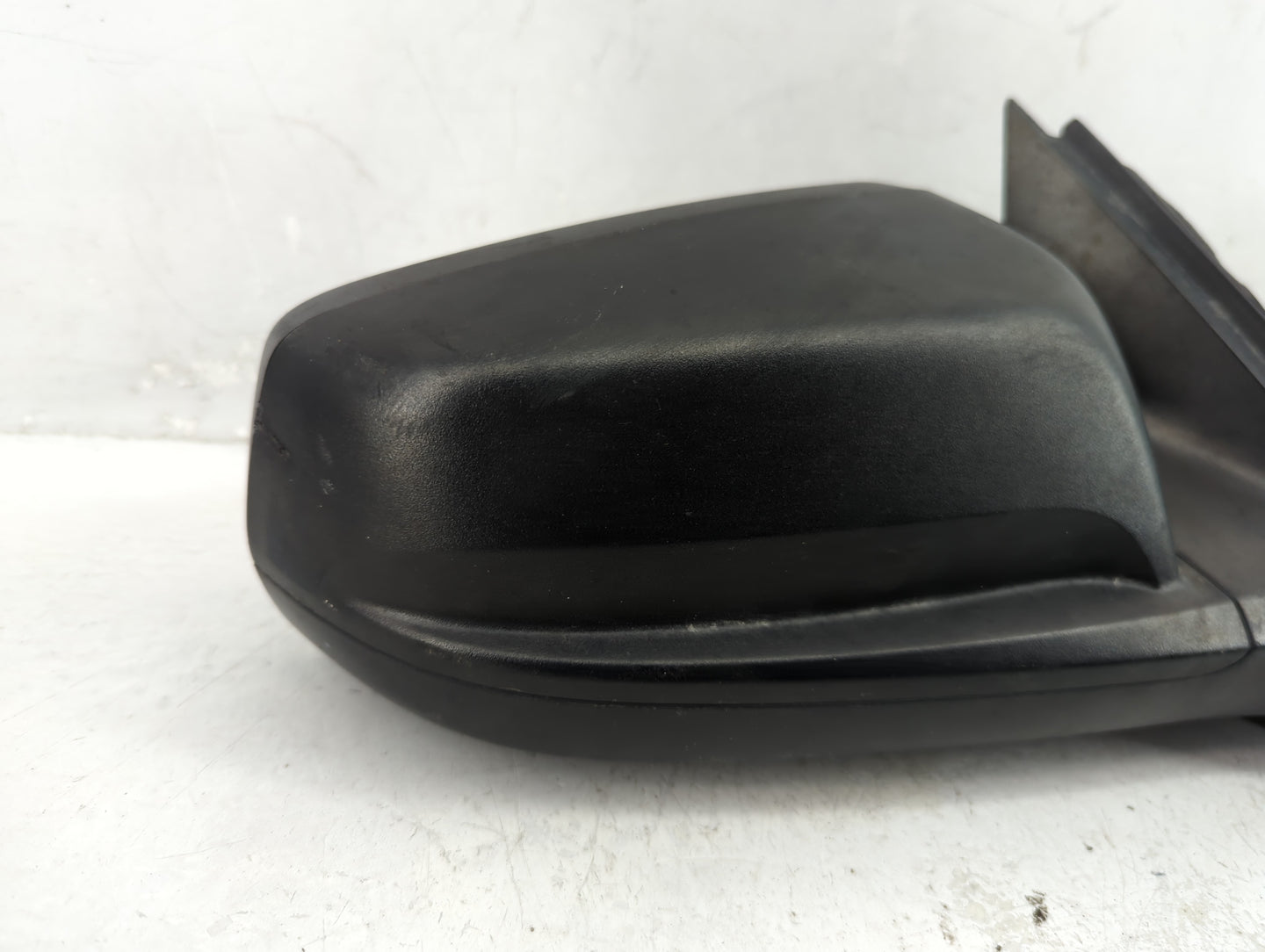 2013 Chevrolet Malibu Passenger Side View Mirror - Right Door Mirror OEM Used - Oemusedautoparts1.com