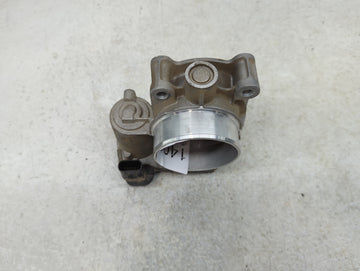 2013-2015 Chevrolet Malibu Throttle Body P/N:12627217DA Fits Fits 2013 2014 2015 2017 2018 2019 2020 OEM Used Auto Parts