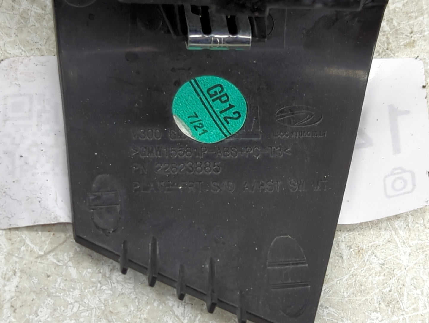 2013 Chevrolet Malibu Master Power Window Switch Replacement Driver Side Left P/N:22823885 Fits Fits 2011 2012 2014 2015 OEM
