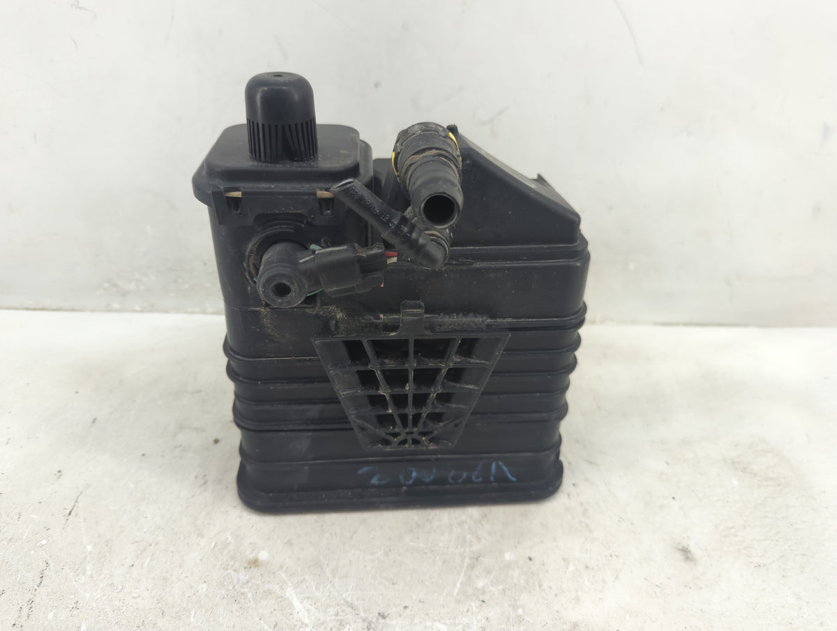 2013 Chevrolet Malibu Fuel Vapor Charcoal Canister 1410471 - Oemusedautoparts1.com