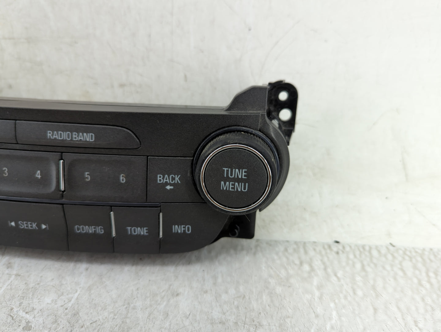 2013 Chevrolet Malibu Radio AM FM Cd Player Receiver Replacement P/N:22880998 Fits OEM Used Auto Parts - Oemusedautoparts1.c