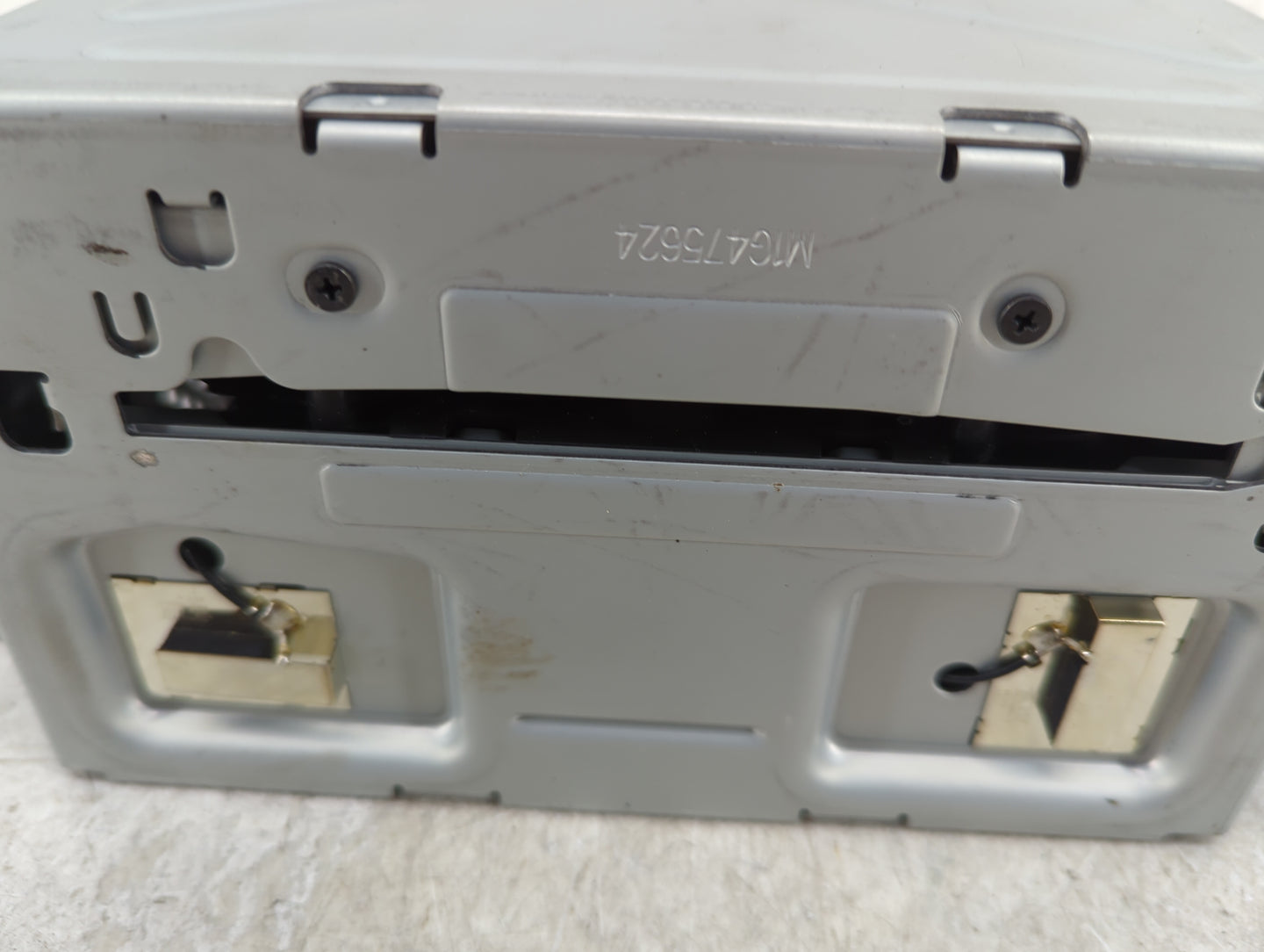 2013 Chevrolet Malibu Radio AM FM Cd Player Receiver Replacement P/N:23140543 Fits OEM Used Auto Parts - Oemusedautoparts1.c