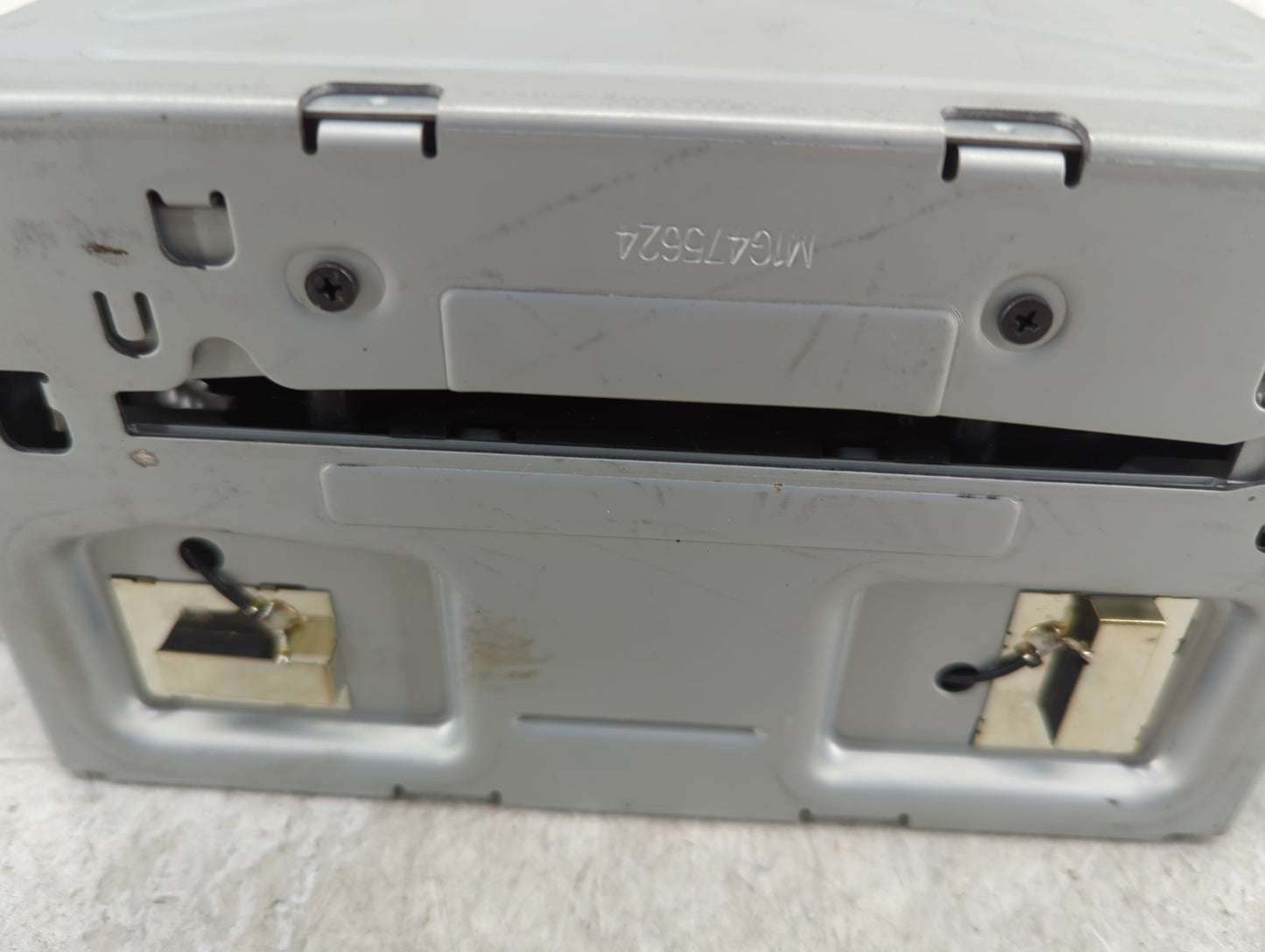 2013 Chevrolet Malibu Radio AM FM Cd Player Receiver Replacement P/N:23140543 Fits OEM Used Auto Parts - Oemusedautoparts1.c