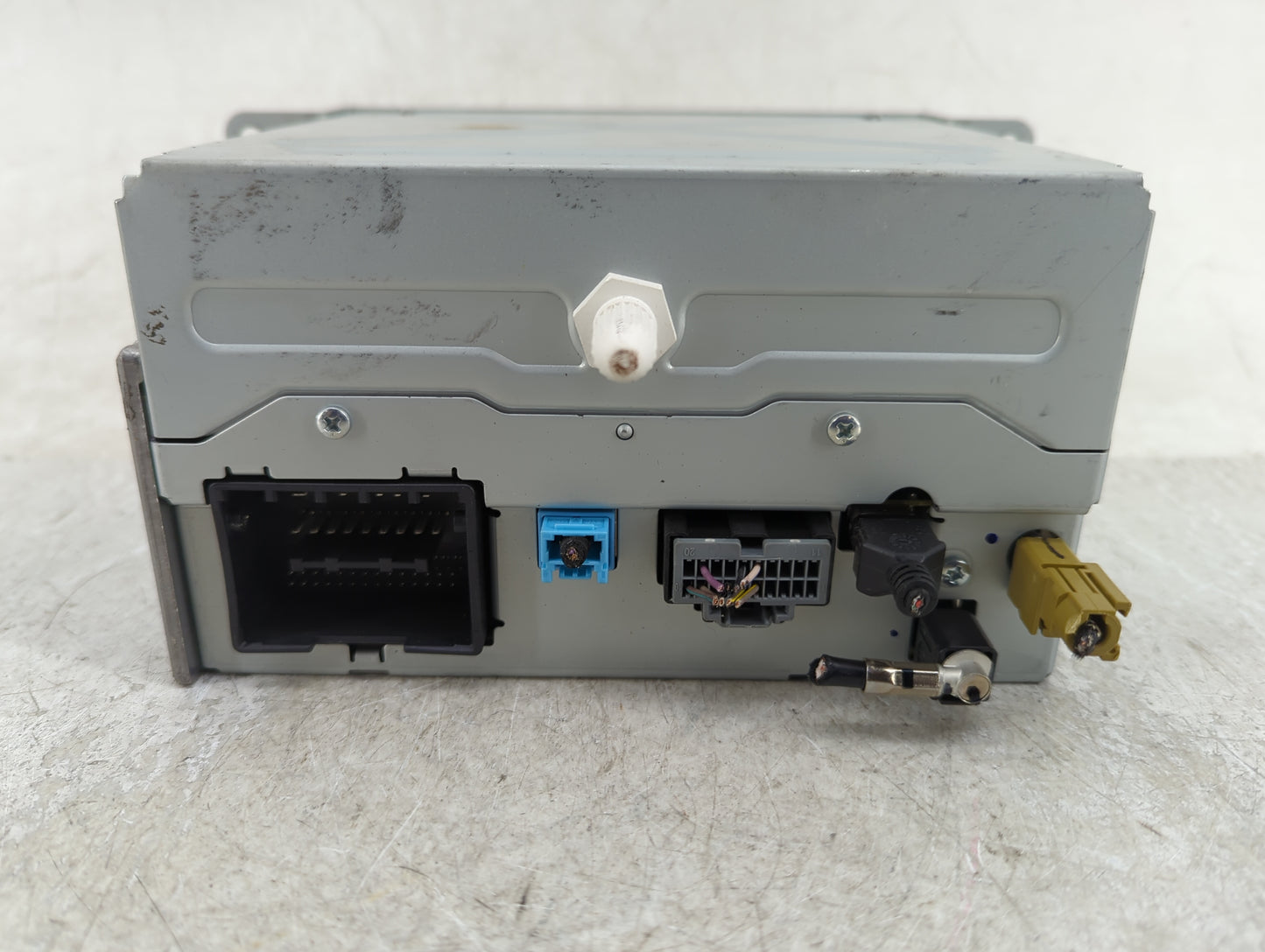 2013 Chevrolet Malibu Radio AM FM Cd Player Receiver Replacement P/N:23140543 Fits OEM Used Auto Parts - Oemusedautoparts1.c