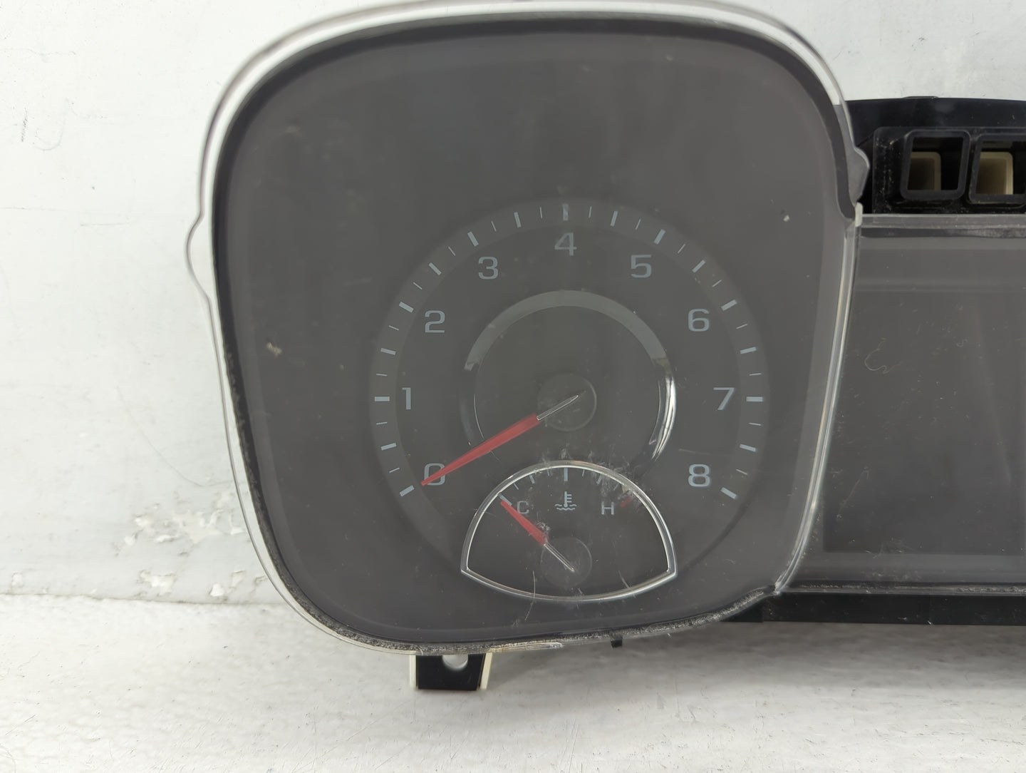 2013 Chevrolet Malibu Instrument Cluster Speedometer Gauges P/N:22932756 Fits OEM Used Auto Parts - Oemusedautoparts1.com
