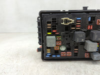 2013 Chevrolet Malibu Fusebox Fuse Box Panel Relay Module P/N:22892003 13272072, 13272071 Fits OEM Used Auto Parts - Oemused