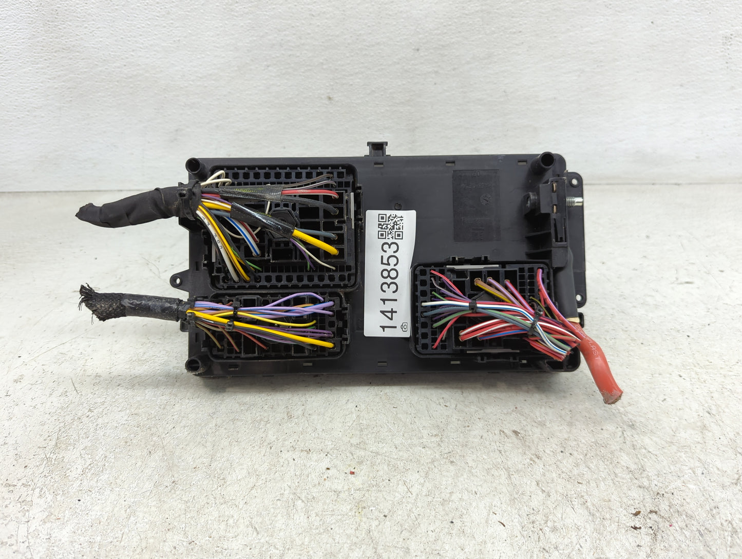 2013 Chevrolet Malibu Fusebox Fuse Box Panel Relay Module P/N:22892003 13272072, 13272071 Fits OEM Used Auto Parts - Oemused