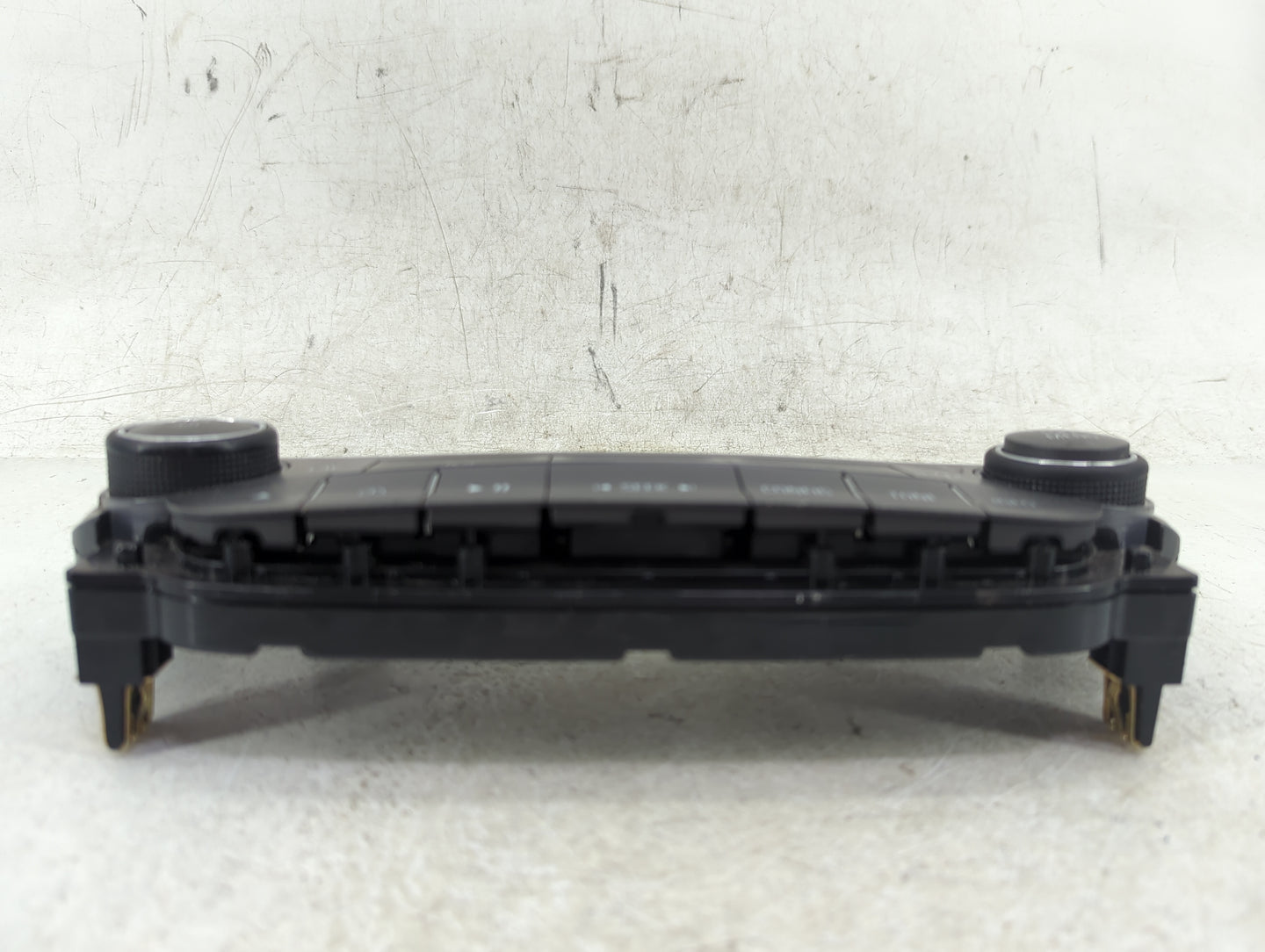2013 Chevrolet Malibu Radio AM FM Cd Player Receiver Replacement P/N:22881000 Fits OEM Used Auto Parts - Oemusedautoparts1.c