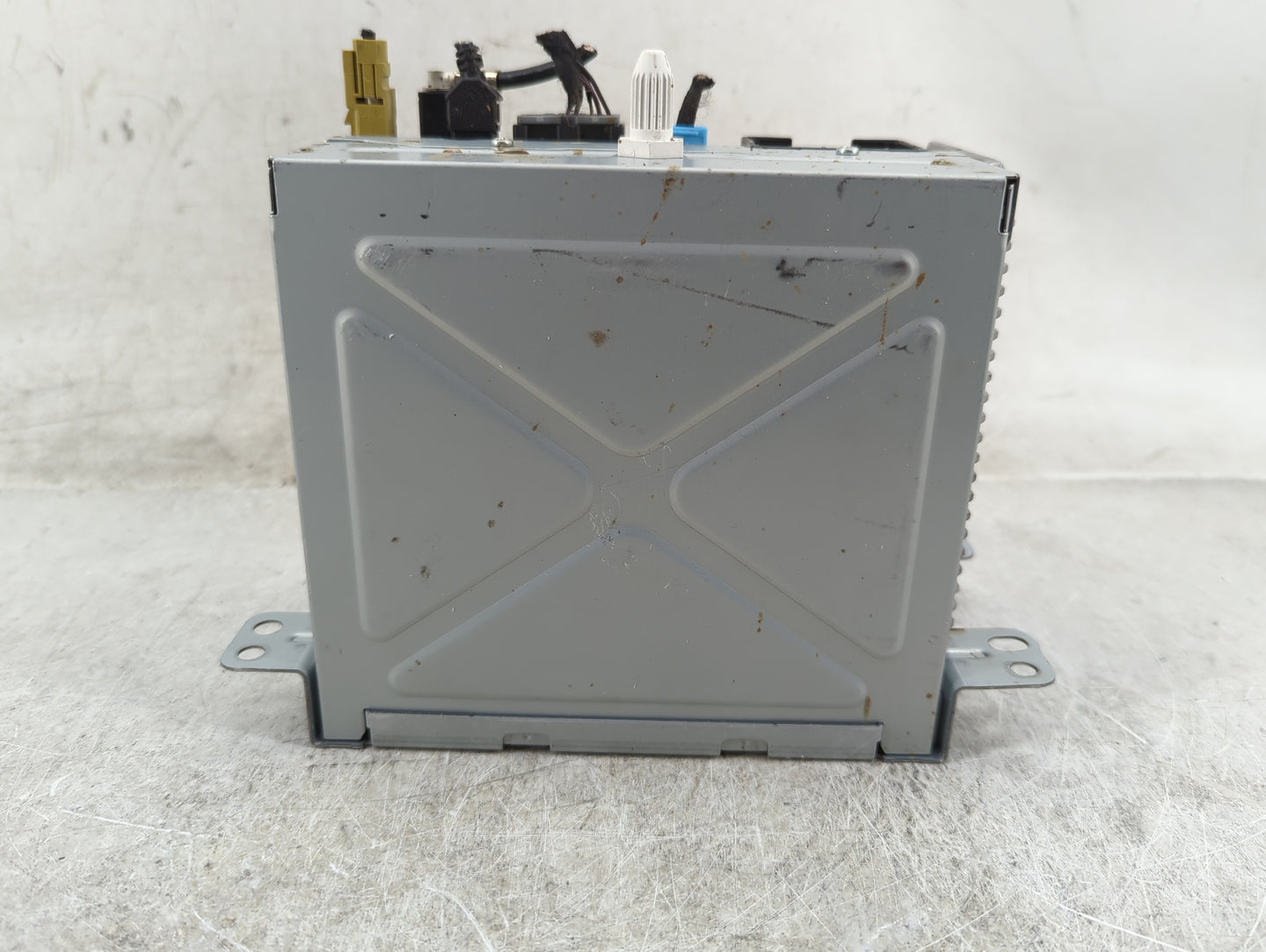 2013 Chevrolet Malibu Radio AM FM Cd Player Receiver Replacement P/N:23140543 GA-130-COLR-NS, CQ-FG72E9GDB Fits OEM Used Aut