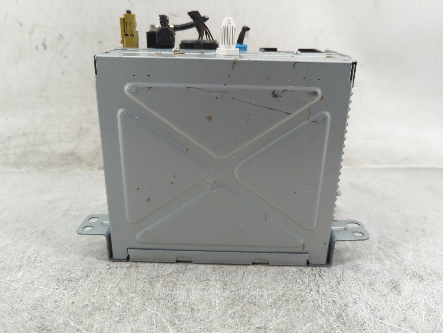 2013 Chevrolet Malibu Radio AM FM Cd Player Receiver Replacement P/N:23140543 GA-130-COLR-NS, CQ-FG72E9GDB Fits OEM Used Aut