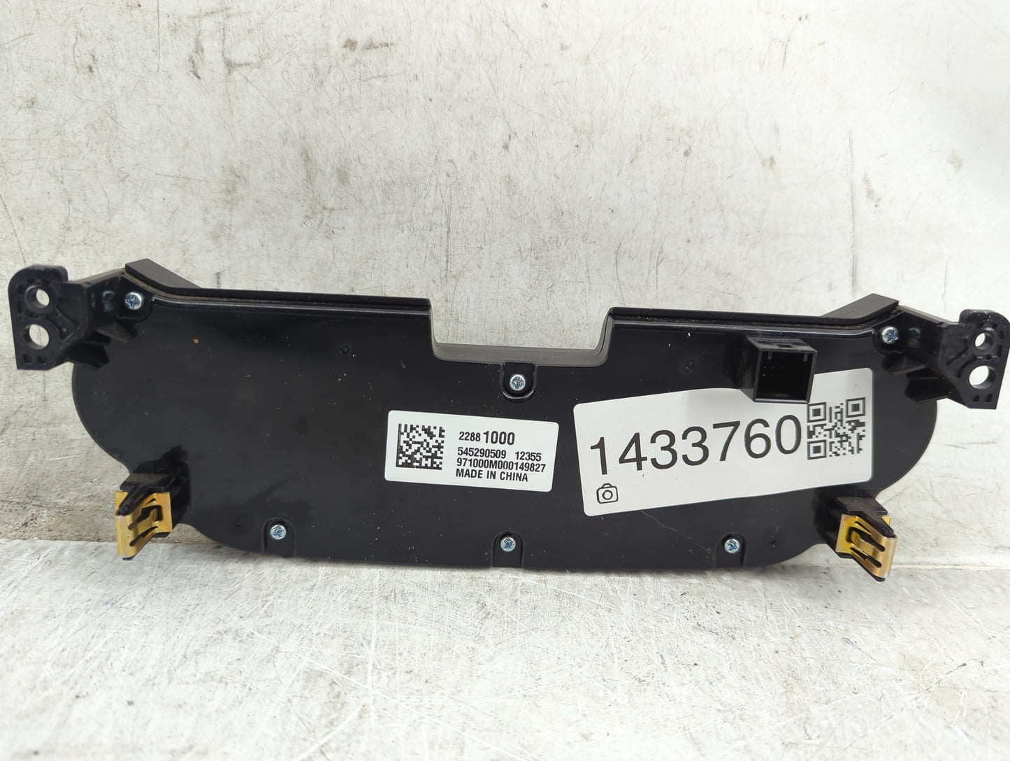 2013-2013 Chevrolet Malibu Radio Control Panel - Oemusedautoparts1.com